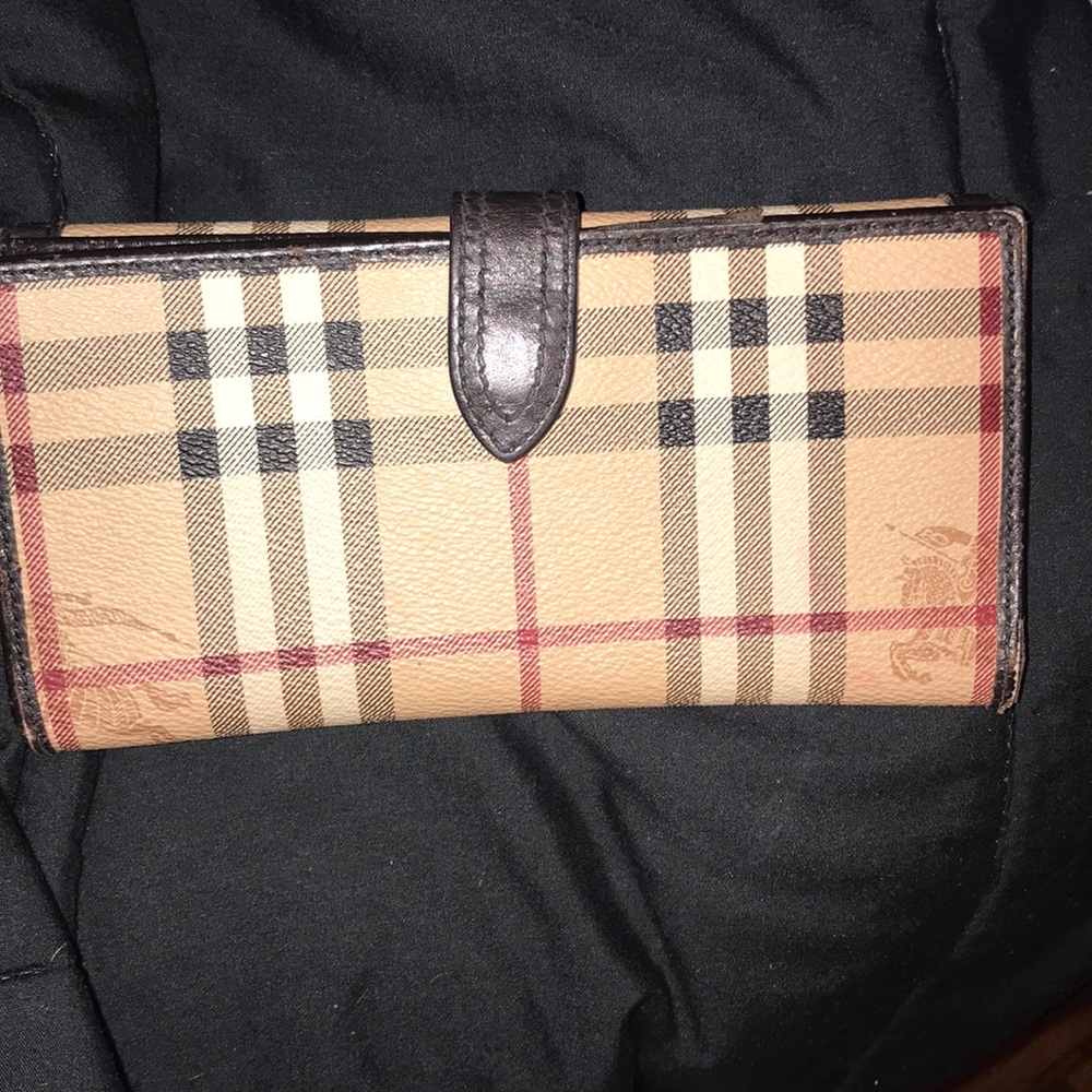 Burberry wallet. - Picture 4 of 5